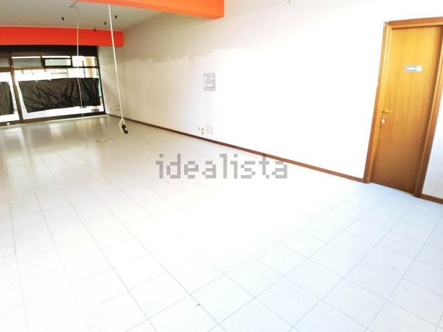 Locale in vendita di 73 m²