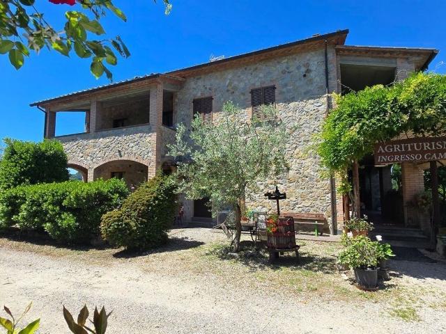 Locale in vendita di 700 m²