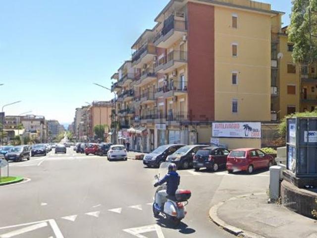 Locale in vendita di 700 m² in Viale Vittorio Veneto
