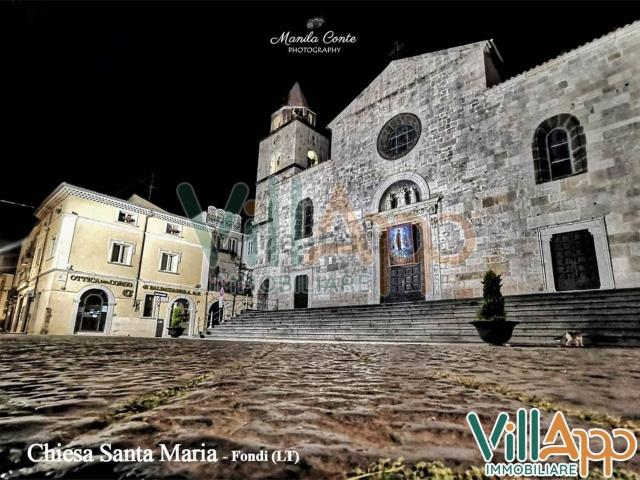 Locale in vendita di 70 m² in Corso Appio Claudio, 3333