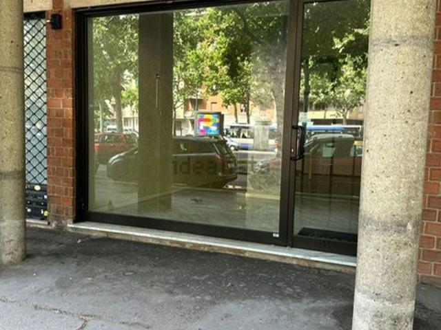 Locale in vendita di 70 m² in Corso Siracusa, 154