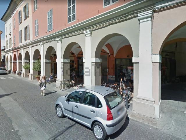 Locale in vendita di 70 m² in Piazza Duomo