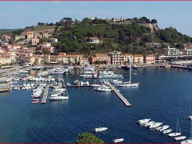 Locale in vendita di 70 m² in Piazza Giacomo Matteotti
