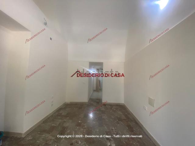 Locale in vendita di 70 m² in Via Trisella, 6