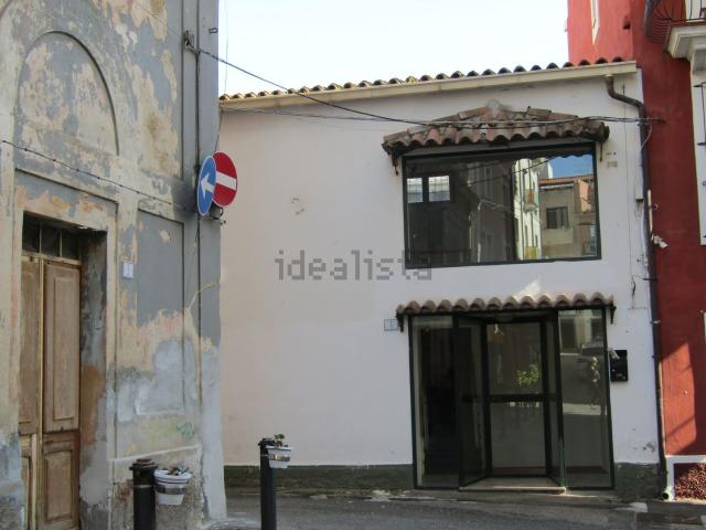 Locale in vendita di 70 m² in Via XX Settembre, 1