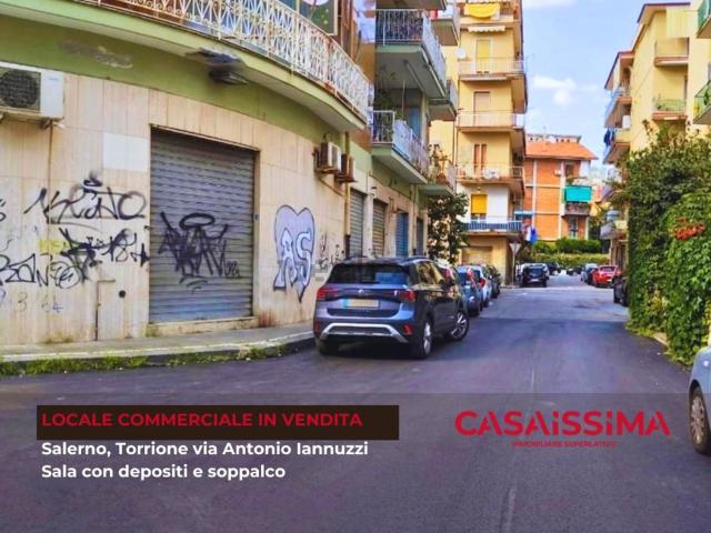 Locale in vendita di 70 m² in Via Antonio Iannuzzi, 55
