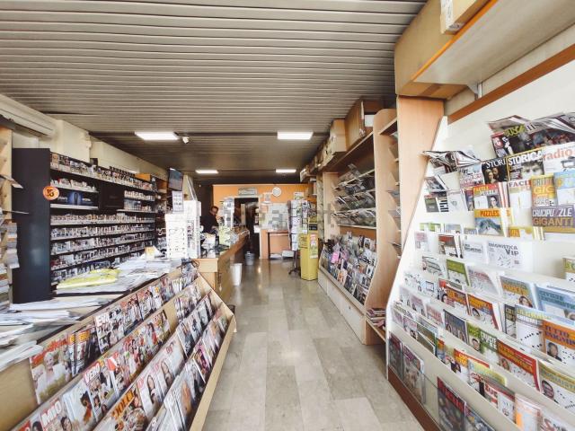 Locale in vendita di 70 m² in Via Antonio Vivaldi