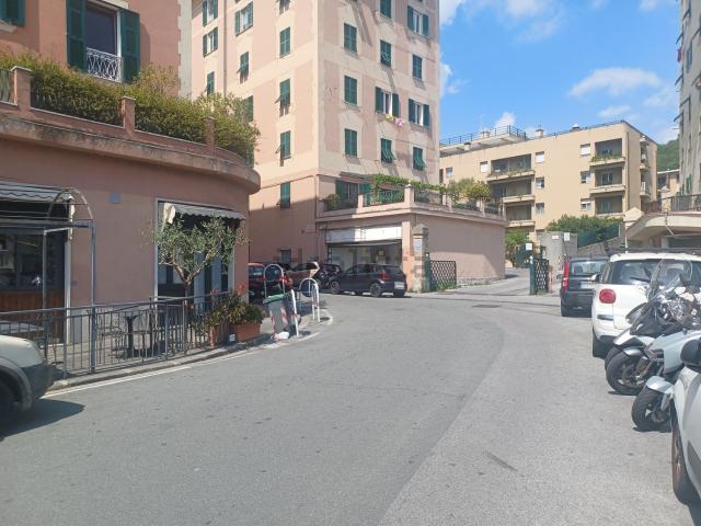 Locale in vendita di 70 m² in Via Bolzano, 1