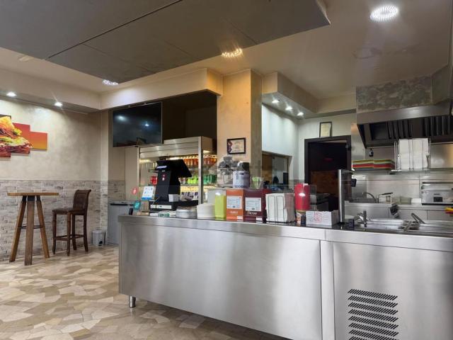 Locale in vendita di 70 m² in Via del Porto, 10