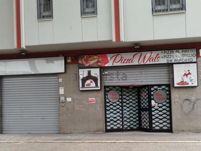Locale in vendita di 70 m² in Via dell&apos Arcangelo Michele