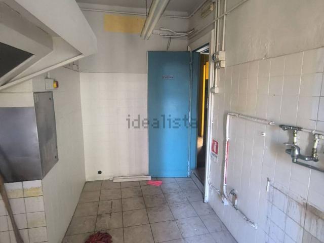 Locale in vendita di 70 m² in Via Domenico Capellina, 19