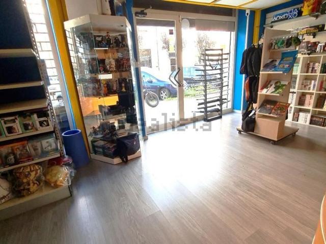 Locale in vendita di 70 m² in Via Domenico Frugiuele, 15