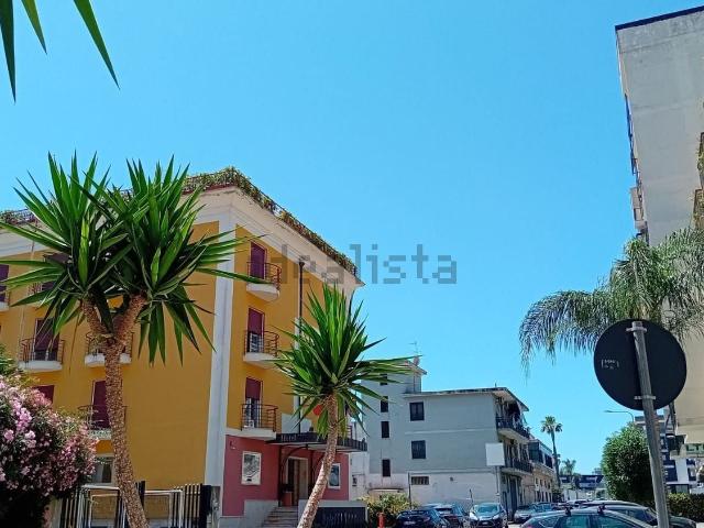 Locale in vendita di 70 m² in Via Giovanni Amato