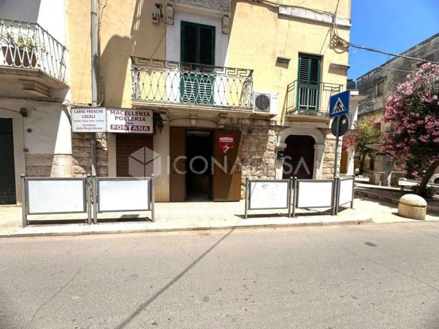 Locale in vendita di 70 m² in Via Guglielmo Oberdan