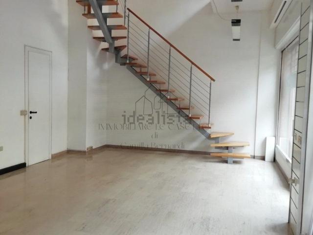 Locale in vendita di 70 m² in Via Jacopo Facciolati