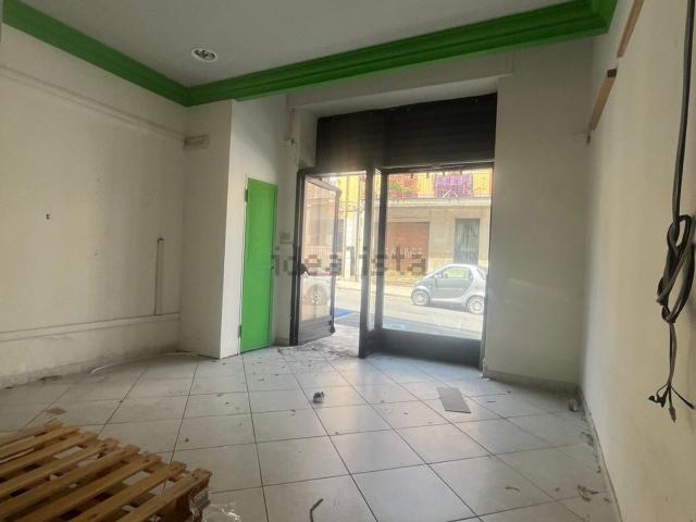 Locale in vendita di 70 m² in Via Potiri