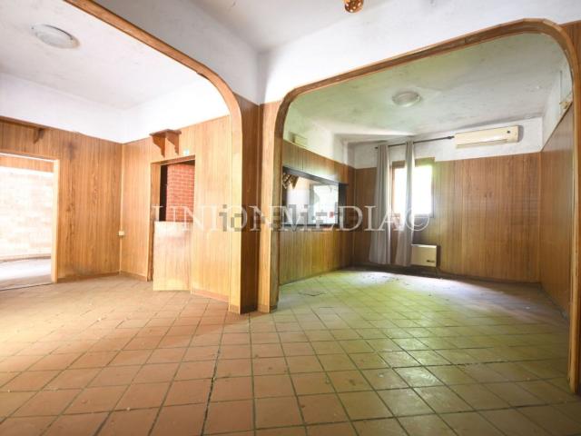 Locale in vendita di 70 m² in Via Provinciale
