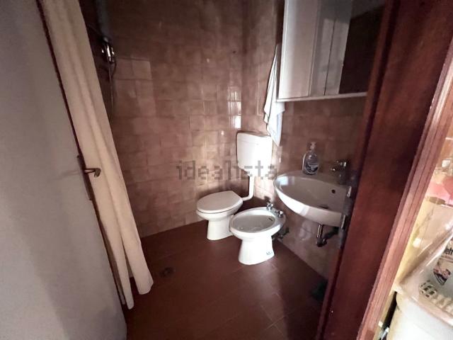 Locale in vendita di 70 m² in Via Rigel, 71