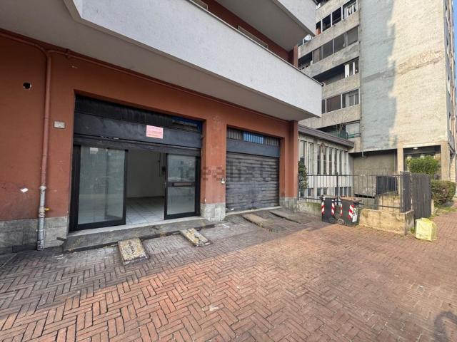 Locale in vendita di 70 m² in Viale Milano, 14