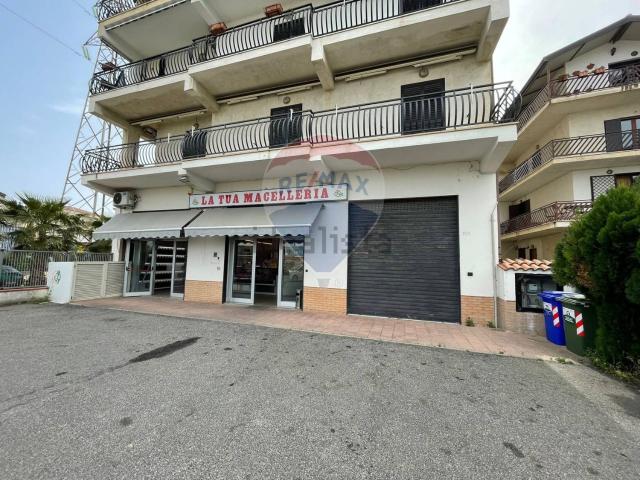 Locale in vendita di 70 m²