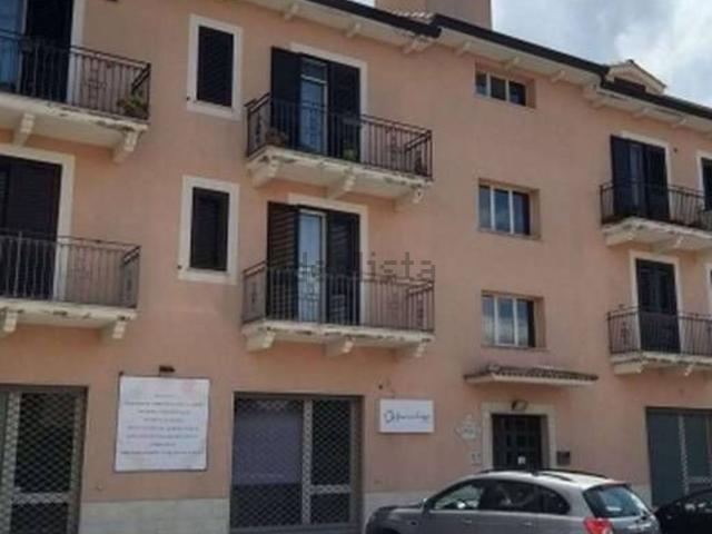 Locale in vendita di 71 m² in Via Ferruccio Parri