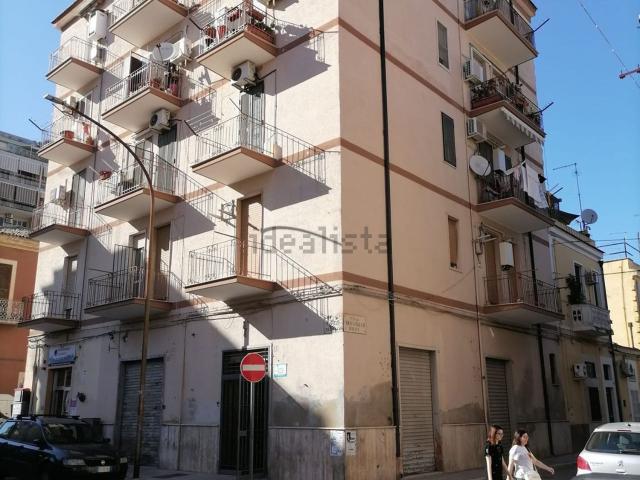 Locale in vendita di 71 m² in Via Pietro Scrocco, 17