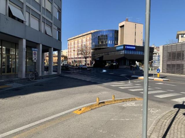 Locale in vendita di 71 m² in Via Santa Caterina, 23