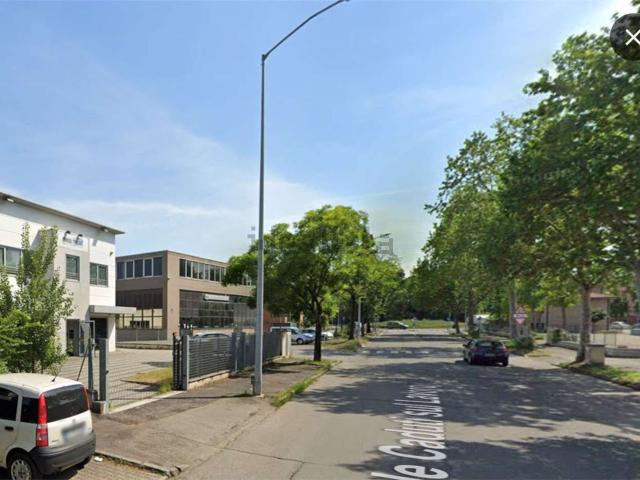 Locale in vendita di 720 m²