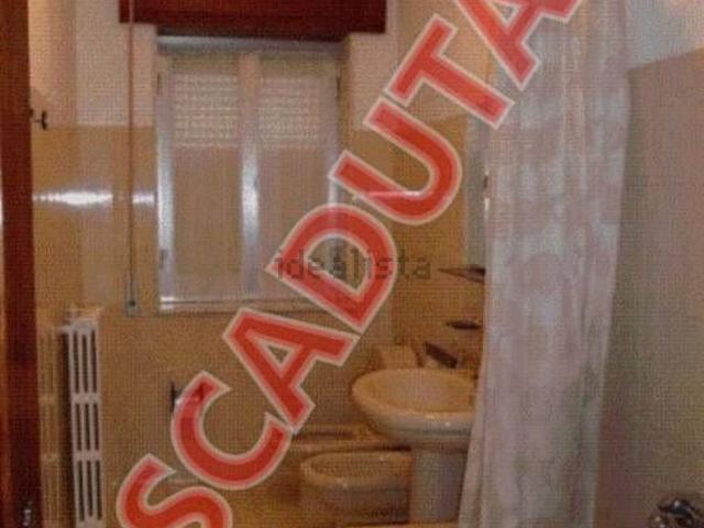 Locale in vendita di 72 m² in Via Traiano