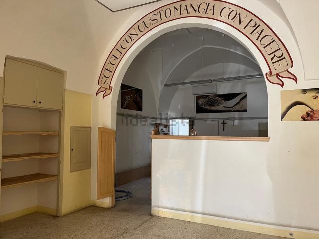 Locale in vendita di 72 m² in Via Vittorio Emanuele III