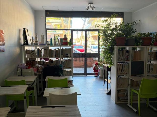 Locale in vendita di 77 m² in Via San Godenzo