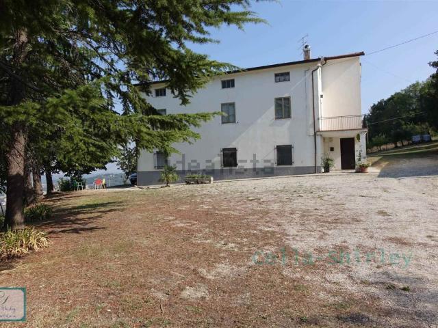 Locale in vendita di 740 m²