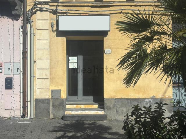 Locale in vendita di 74 m² in Corso Ara di Giove, 208
