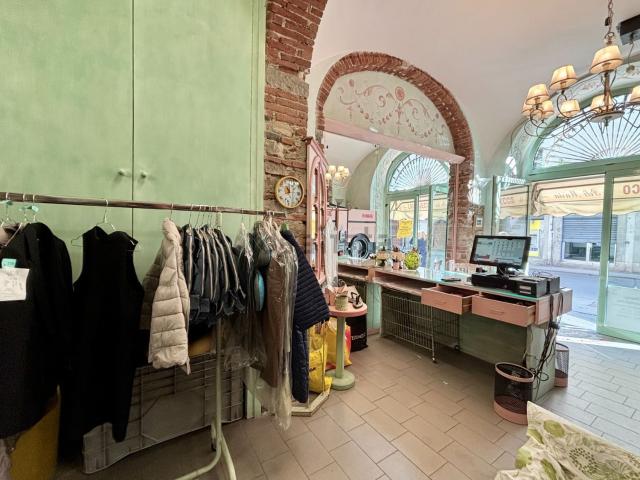 Locale in vendita di 74 m² in Piazzale di Porta Romana