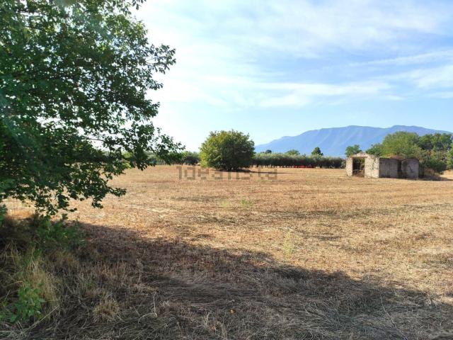Locale in vendita di 74 m² in Via Casale Lauri