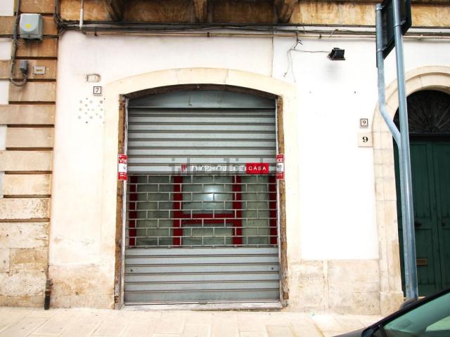 Locale in vendita di 74 m² in Via Pietro Mascagni, 7