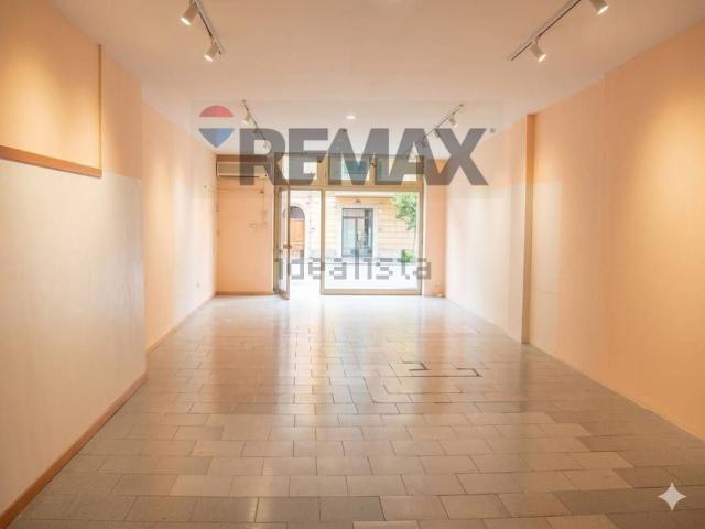 Locale in vendita di 74 m²