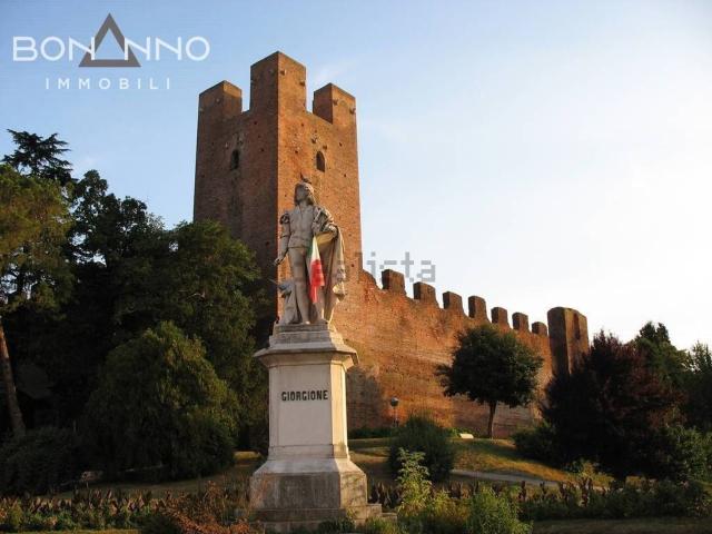 Locale in vendita di 750 m² in Via della Cooperazione