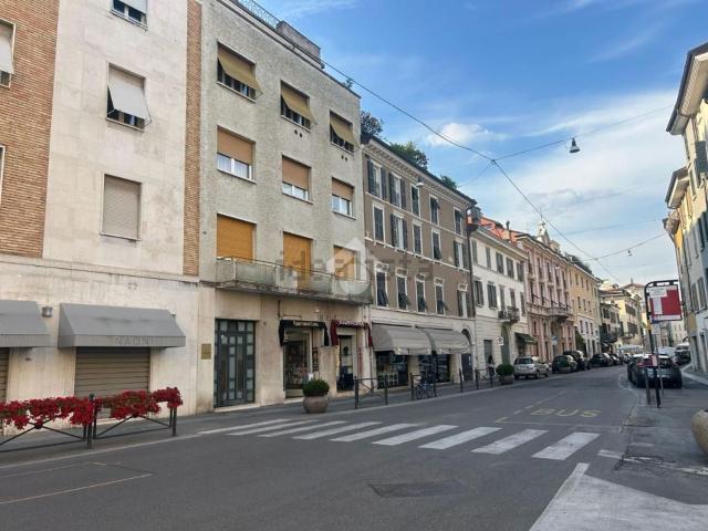 Locale in vendita di 75 m² in Corso Martiri della Libertà