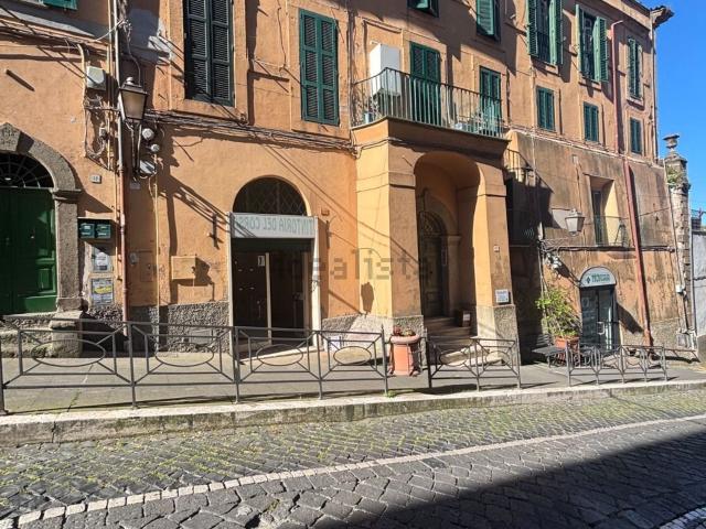 Locale in vendita di 75 m² in Corso della Costituente