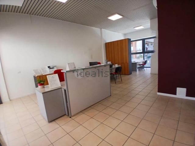 Locale in vendita di 75 m² in Piazza John Fitzgerald Kennedy