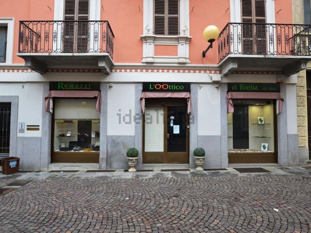 Locale in vendita di 75 m² in Piazza santa marta, 1