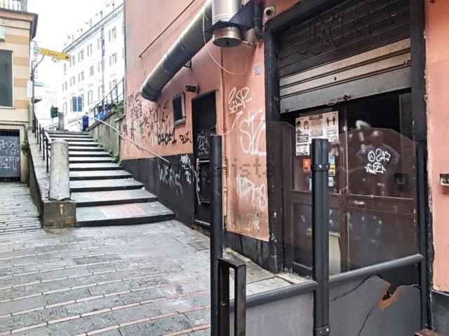 Locale in vendita di 75 m² in Salita di San Paolo