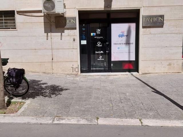 Locale in vendita di 75 m² in Via Antonio Passarelli