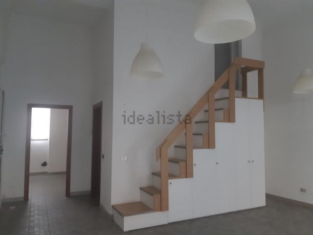 Locale in vendita di 75 m² in Via Don Bosco