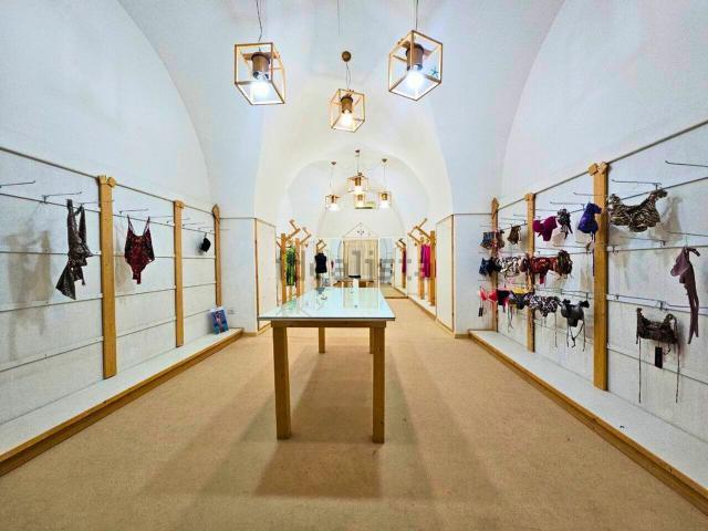 Locale in vendita di 75 m² in Via Principi di Savoia