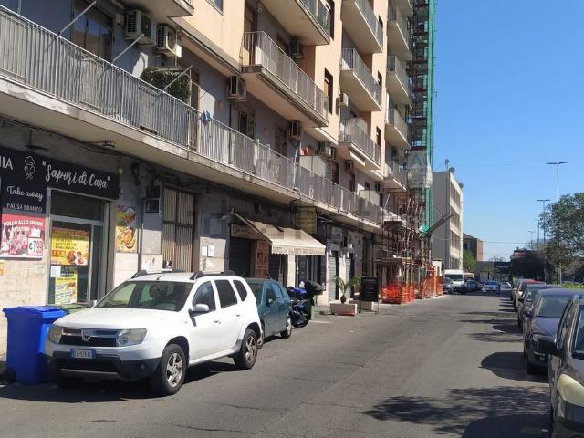 Locale in vendita di 75 m² in Via Sabato Martelli Castaldi, 22