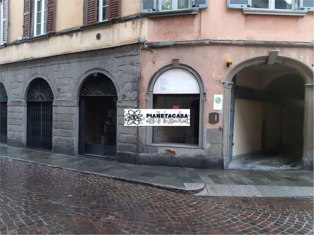 Locale in vendita di 75 m²