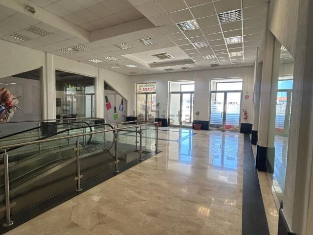 Locale in vendita di 75 m²