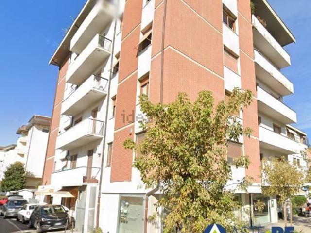 Locale in vendita di 78 m² in Via XXIV Maggio